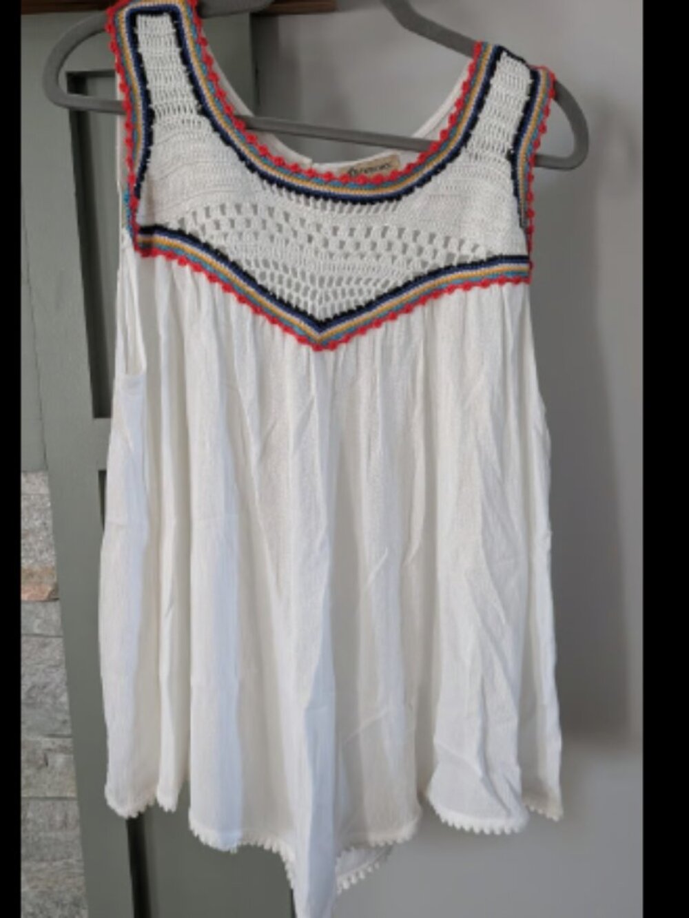 Democracy Sleeveless Top - Like New - Size L